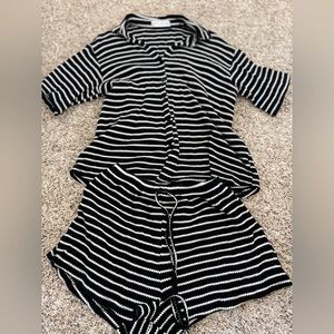 Petal & Pup Monochrome Striped Knit Top and Bottoms XS